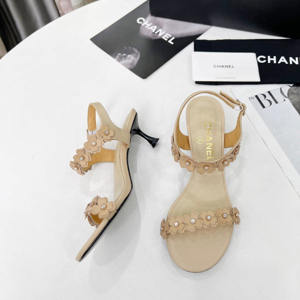 CC 26s Floral Sandal 7.5cm Beige Sheepskin 867465