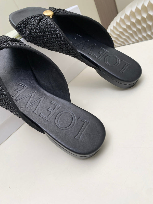 Loew Pebble Soft Slides Black Lambskin Leather 881383