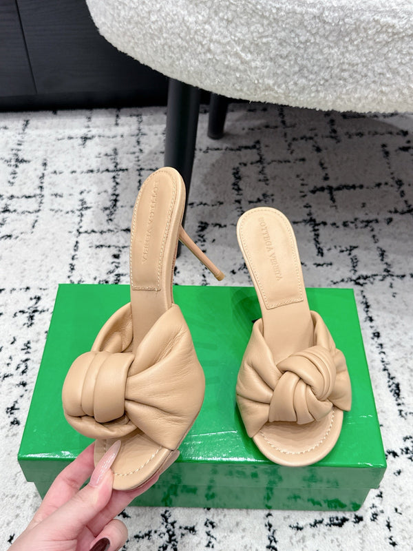 BV Knot Mule Sandals 9cm Beige Lambskin Leather 880938