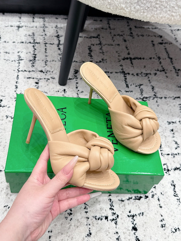 BV Knot Mule Sandals 9cm Beige Lambskin Leather 880938