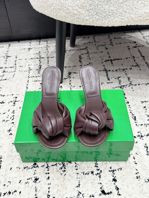 BV Knot Mule Sandals 9cm Chocolate Lambskin Leather 880936