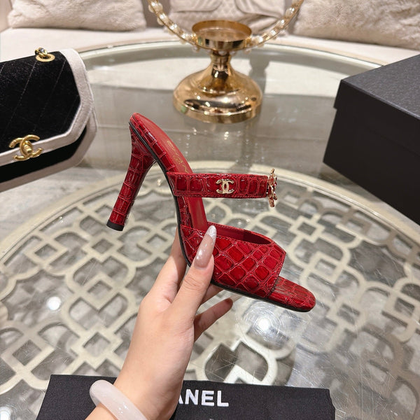 CC 26A Camellia Double C Square Toe Mules 10cm Red Stone-Grain Cowhide 890675