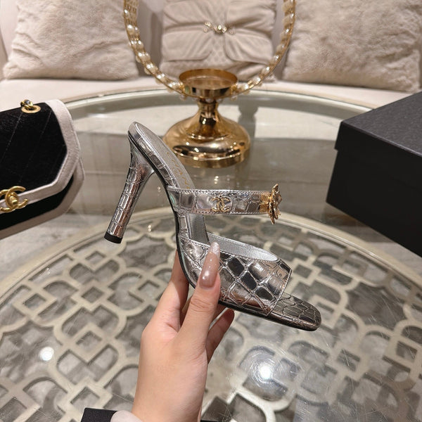 CC 26A Camellia Double C Square Toe Mules 10cm Silver Stone-Grain Cowhide 890673
