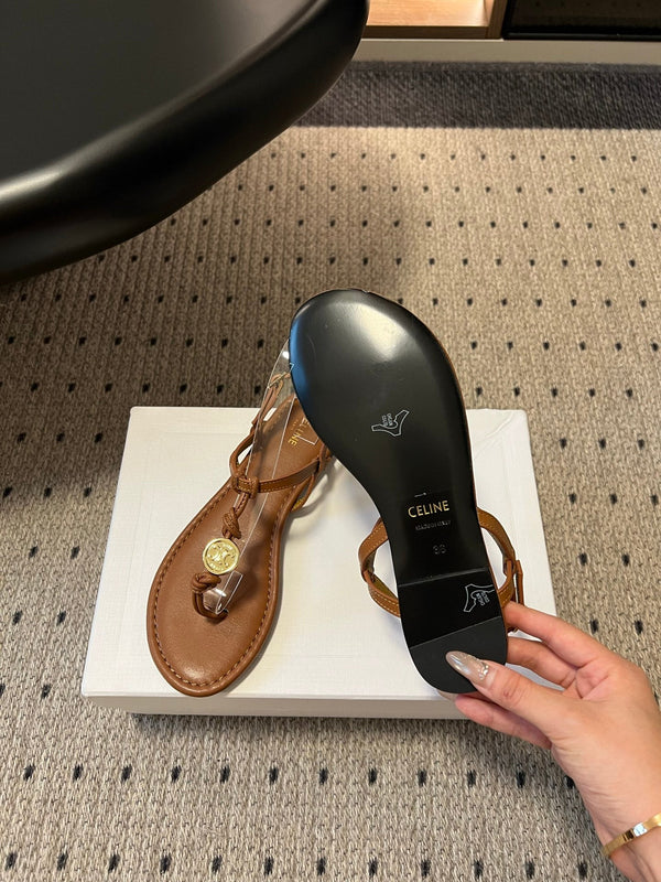CL 26ss Penny Thong Flat Sandals Goatskin Leather