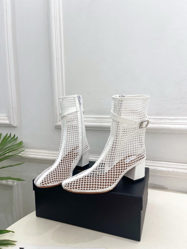Alaia Boots 5.5cm Fishnet Ankle Boots White Mesh Patent Leather 892043