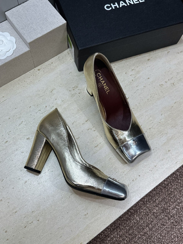 CC Square Toe Block Heel Pumps 90mm Gold Metallic Patent Leather 896864