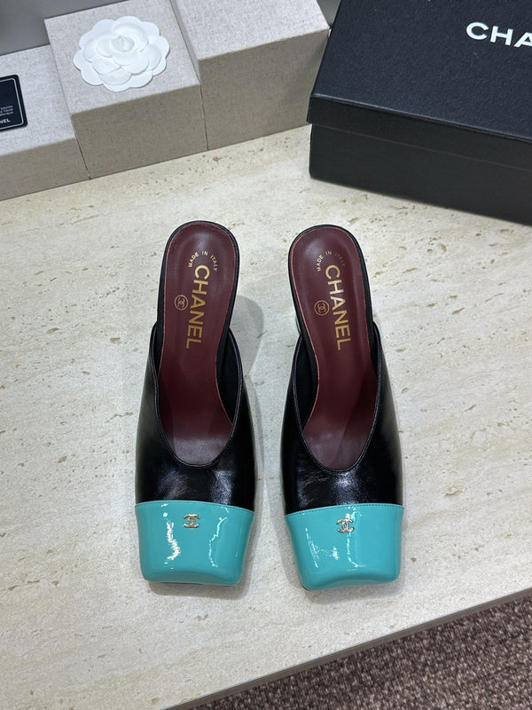 CC Cap Toe Mules 90mm Black Teal Patent Leather  896855