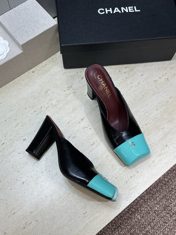 CC Cap Toe Mules 90mm Black Teal Patent Leather  896855
