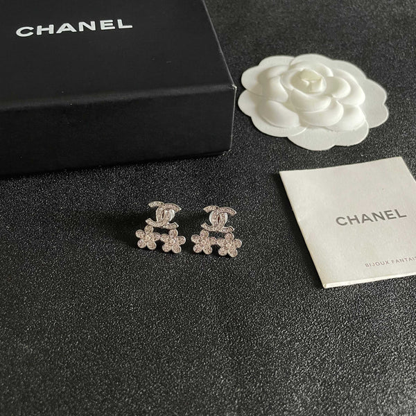 CC Flower Drop Earrings Crystal 659640