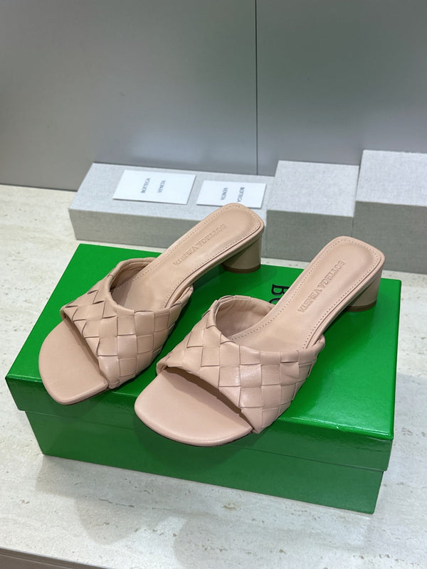 BV 26s Blink Intrecciato Mules 4.5cm Beige Leather 896573
