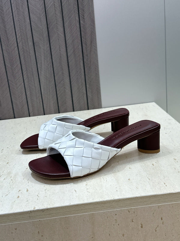 BV 26s Blink Intrecciato Mules 4.5cm White Brown Leather 896572