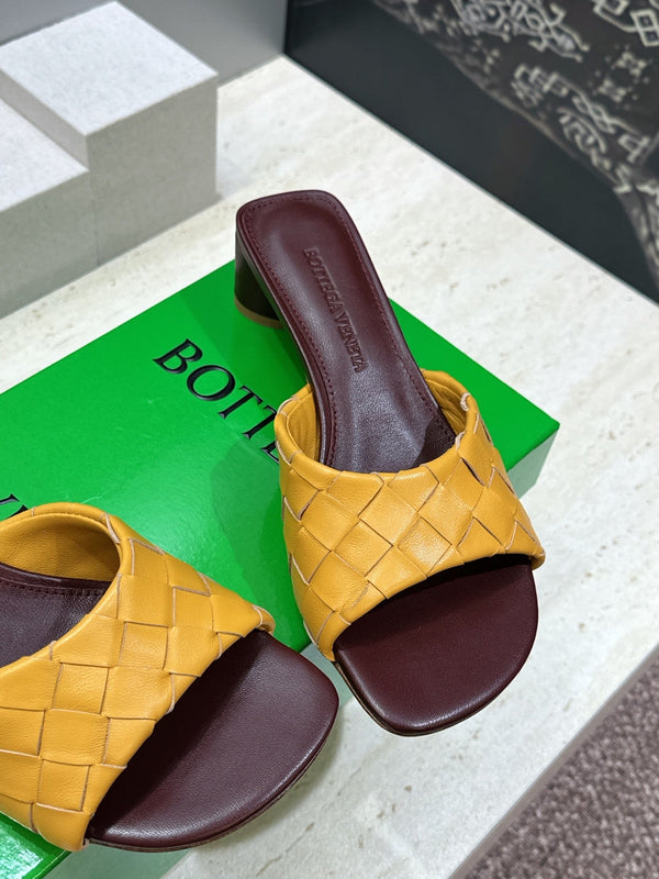 BV 26s Blink Intrecciato Mules 4.5cm Tan Brown Leather 896570