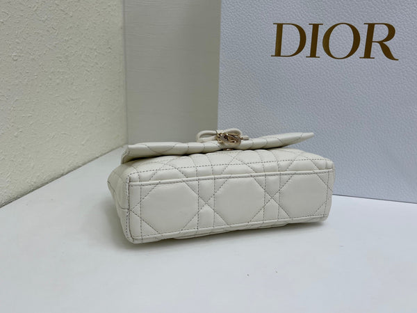 CD My Tender Top Handle Mini Bag 21cm White Macrocannage Leather 159475