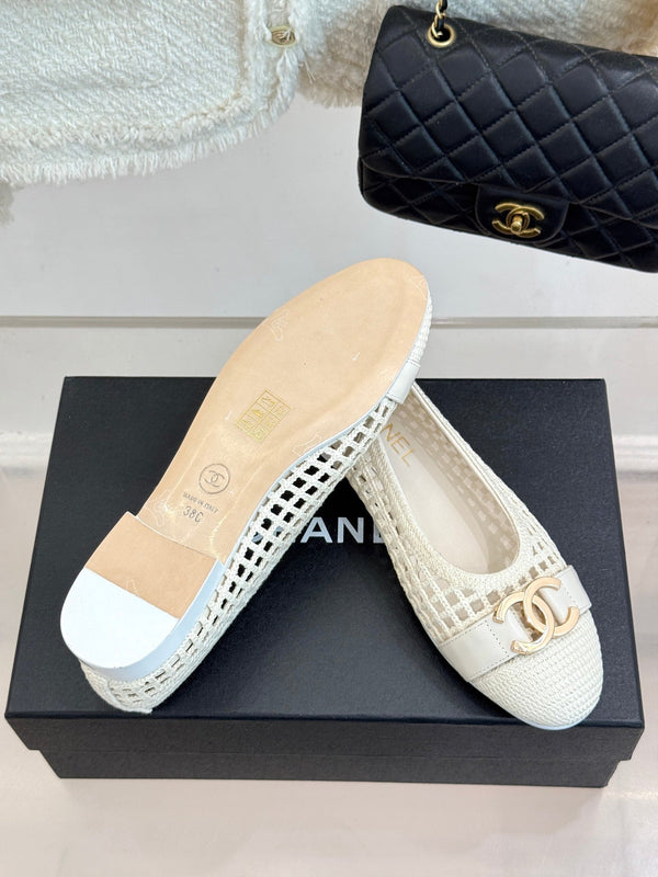 CC Mesh Woven Ballet Flats White Woven Fabric 904673