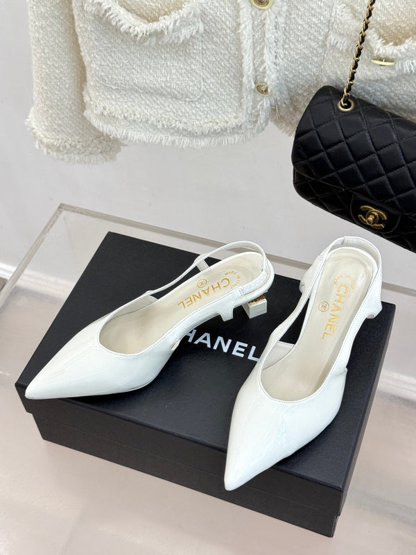 CC 26A Pointed Toe Slingback Pumps White Patent Cowhide 904668