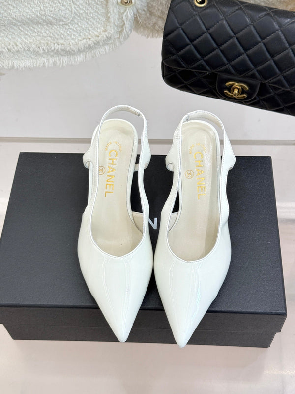 CC 26A Pointed Toe Slingback Pumps White Patent Cowhide 904668