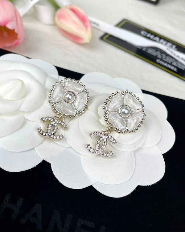 CC Earrings 284874