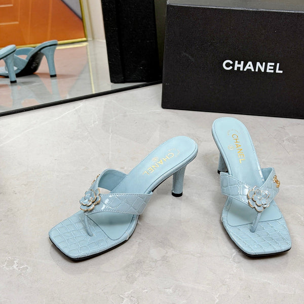 CC 26A Camellia Double C Thong Sandals 8.5CM Blue Stone-Grain Cowhide 938252