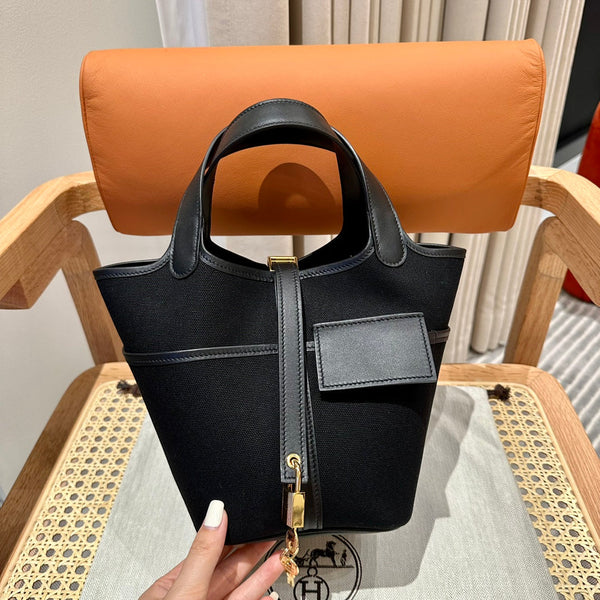 HM Picotin Lock 18CM Pocket Handbag Black Swift Canvas