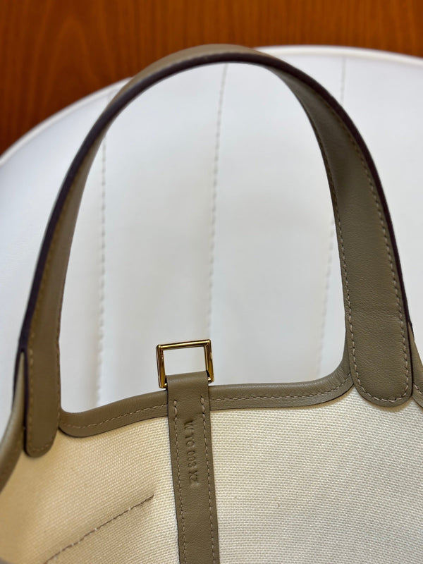 HM Picotin Lock 18CM Pocket Handbag Ivory Kakhi Swift Canvas