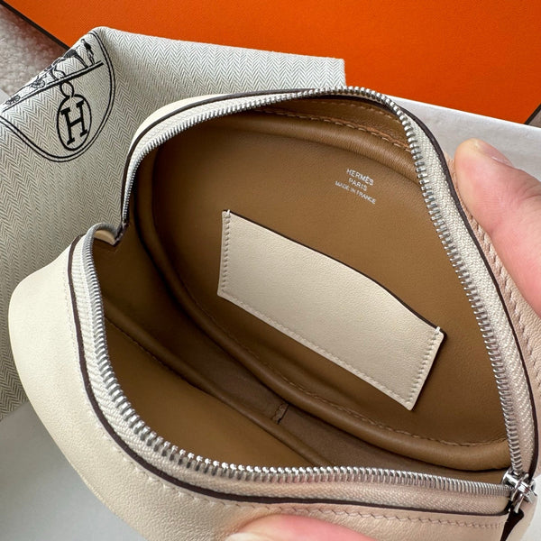 HM In-the-Loop Belt 19CM Bag Cream Swif