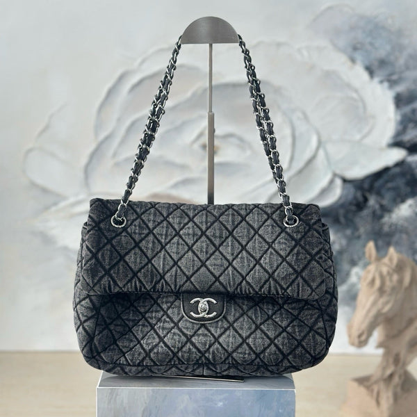 CC Quilted 32cm Maxi Flap Bag Grey Imported Denim Jeans 162941