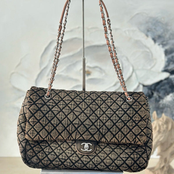 CC Quilted 38.5cm Maxi Flap Bag Army Green Imported Denim Jeans 162933
