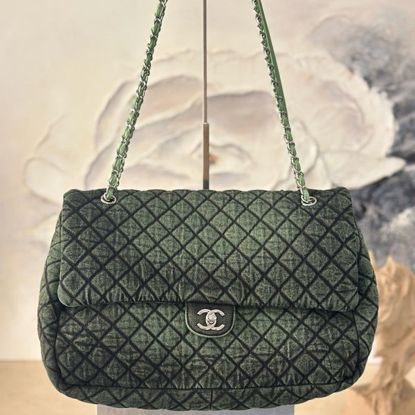 CC Quilted 38.5cm Maxi Flap Bag Green Imported Denim Jeans 162927