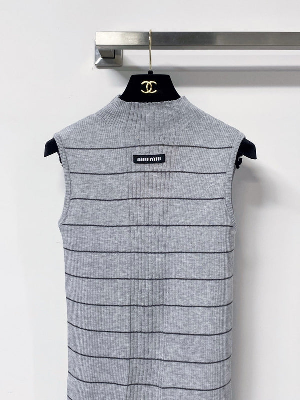 Miu Striped Knitted Sleeveless Top Logo Patch Wool 799790