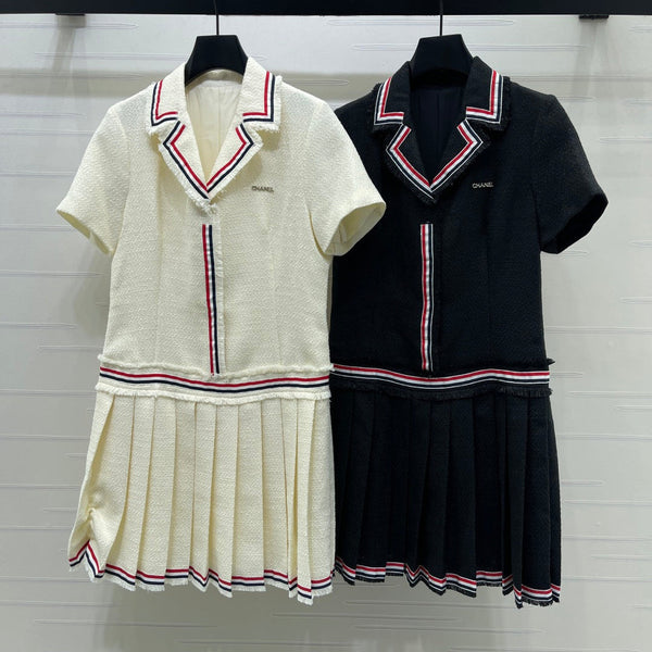 CC Pleated Knit Dress Contrast Stripe Trim Polyester 415911