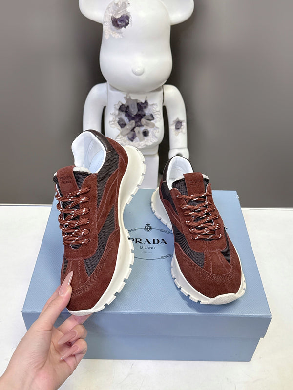 Prad 26ss Milano Logo Label Sneakers Dark Brown Black Mesh Suede 951930