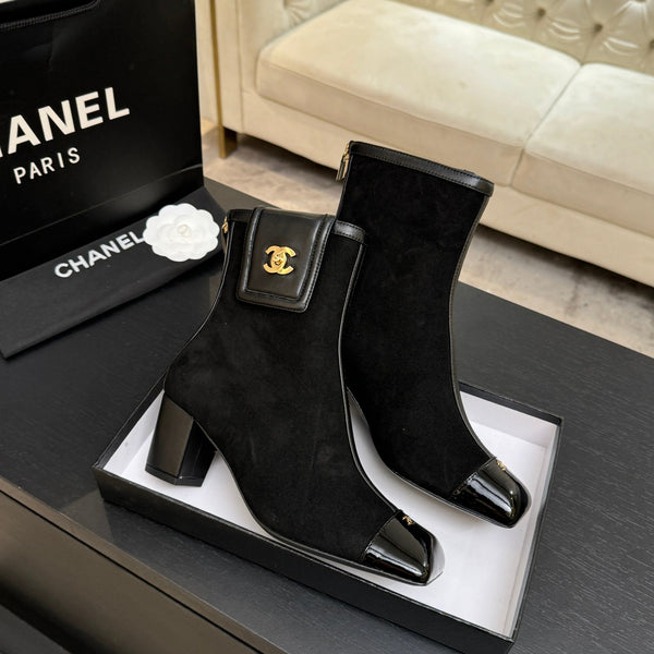 CC Ankle Boots White Square Toe Black Suede Leather 958072