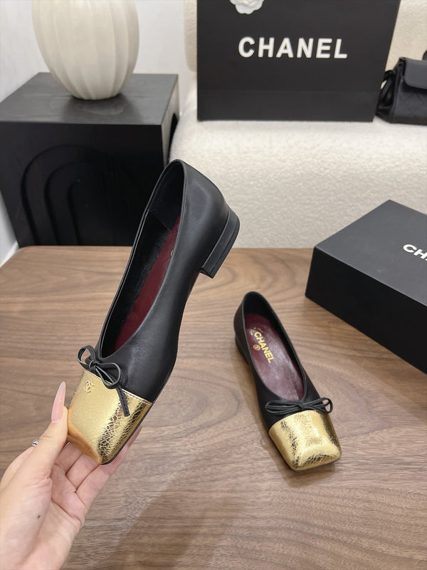 CC Square-Toe Ballet Flats Black Gold Lambskin 961515