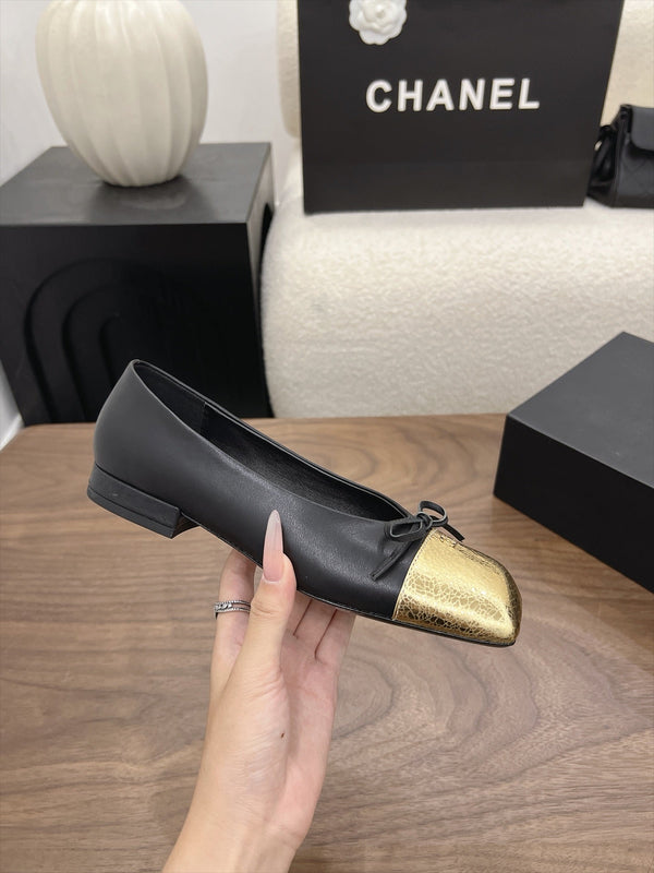 CC Square-Toe Ballet Flats Black Gold Lambskin 961515