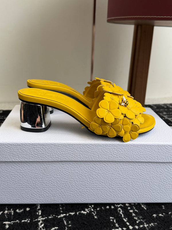 CD Bloom Mules 4.5CM Yellow Leather Flowers Bee Accent 966852