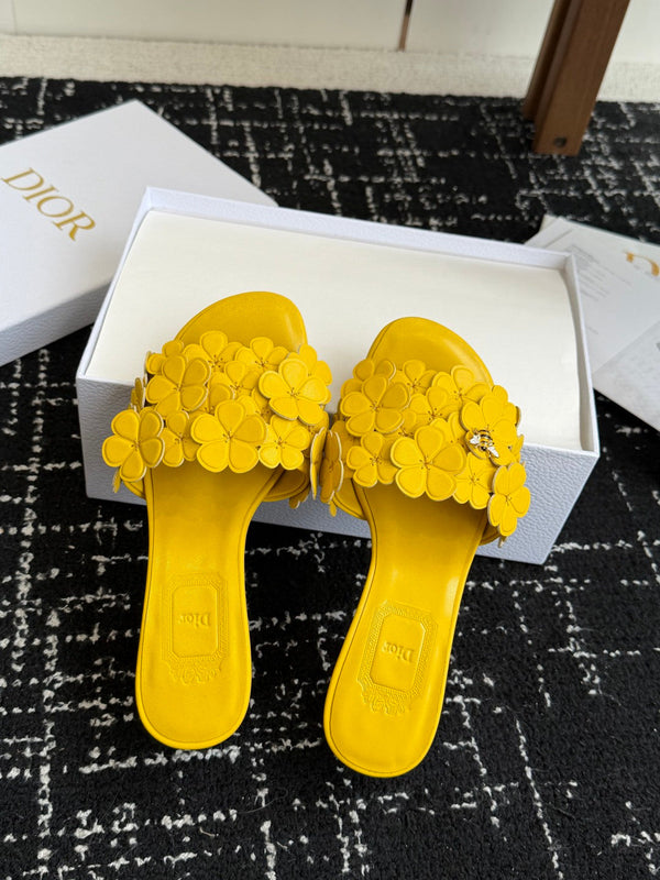 CD Bloom Mules 4.5CM Yellow Leather Flowers Bee Accent 966852