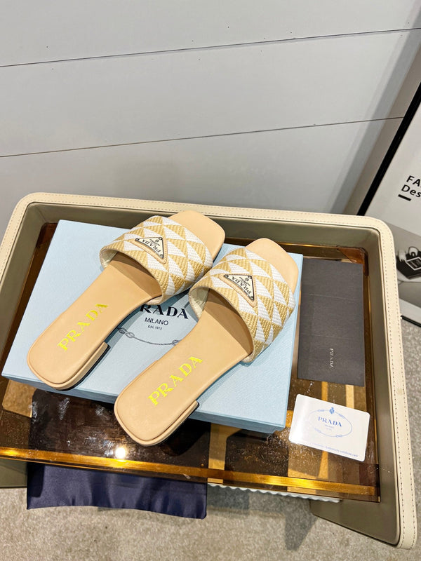 Prad 26s Enameled Metal Triangle Printed Slides White  Beige Leather Cotton 986590