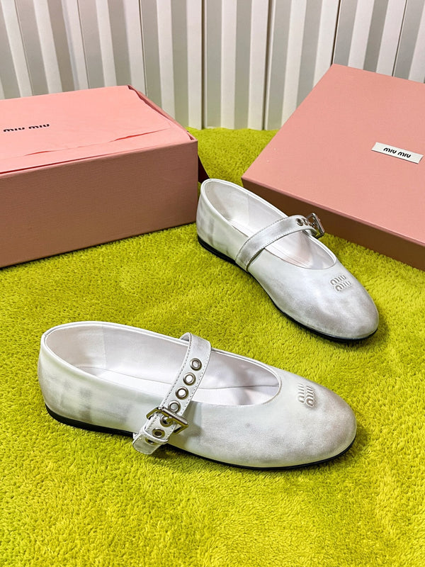 Miu 26S Mary Jane Ballerina Flats Buckle White Cowhide 137196