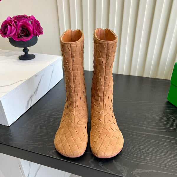 BV 26S Atomic Boots Intrecciato Caramel Suede 136466