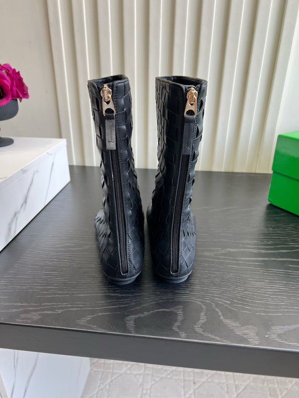 BV 26S Atomic Boots Intrecciato Black Leather 136462