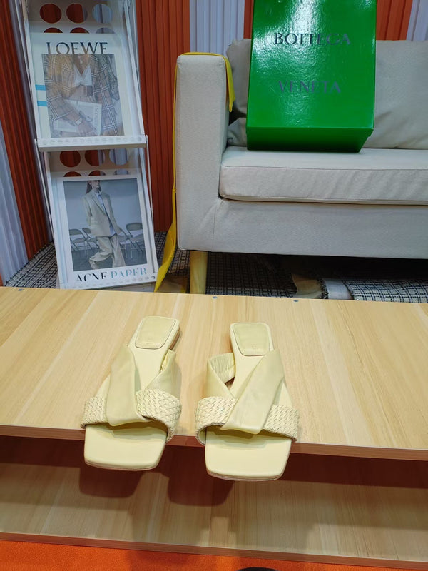 BV Riva Sandals  Flat Woven Light Yellow Leather 139879