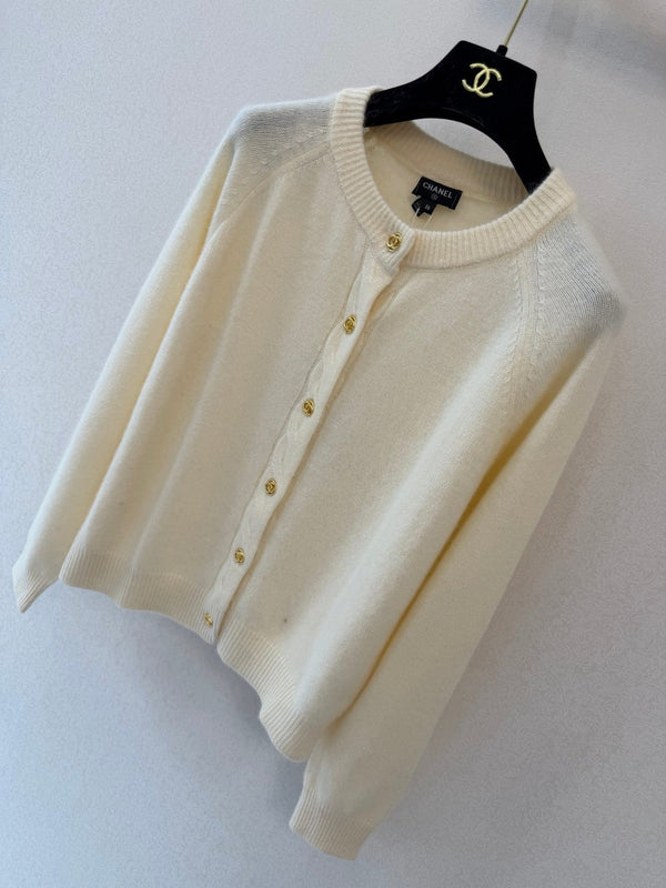 CC 26S Knit Cardigan Round Neck Gold Buttons Cream Alpaga 433644