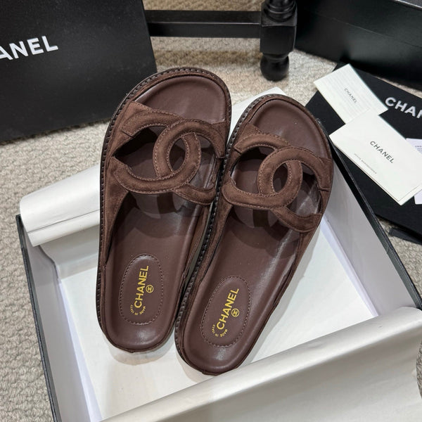 CC Classic Summer Beach Sandals Suede 157337