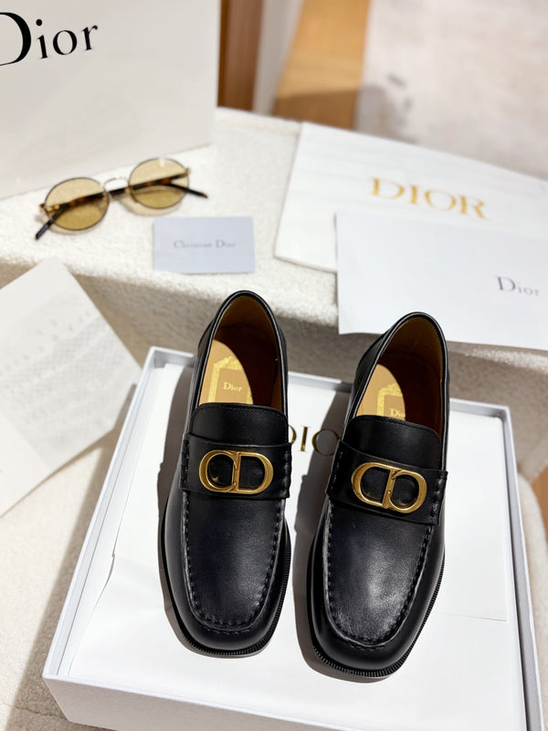 CD Chrono Loafer Signature D-Buckle Black Premium Leather 157551