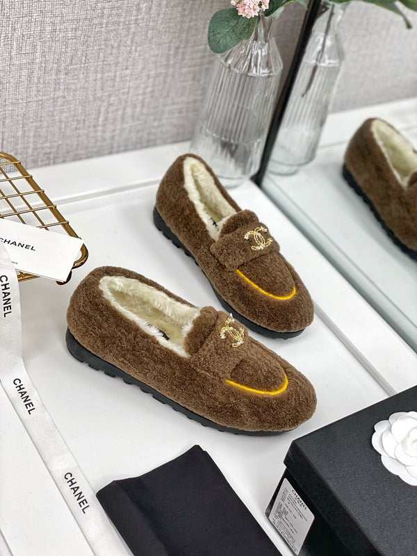 CC 26FW Shearling-Lined Loafers Brown 162272