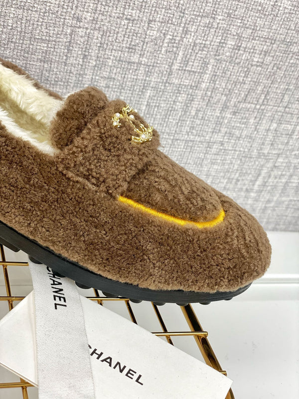 CC 26FW Shearling-Lined Loafers Brown 162272