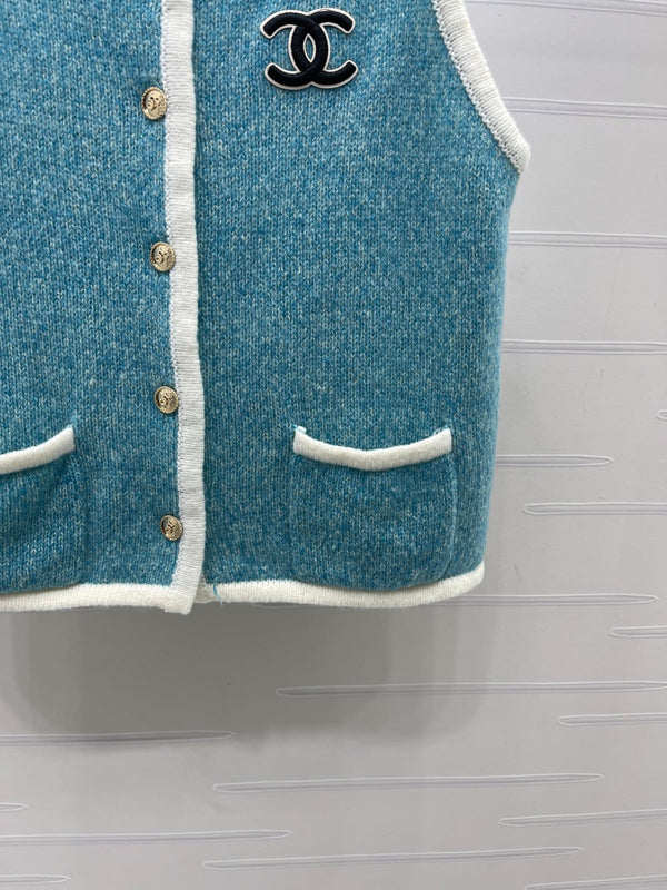CC 26FW Style Sleeveless Vest Turquoise Wool 439481