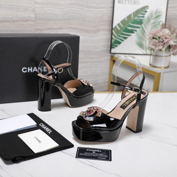 CC 26FW Platform Sandals Rhinestone Logo 11cm Black Patent Leather 170610