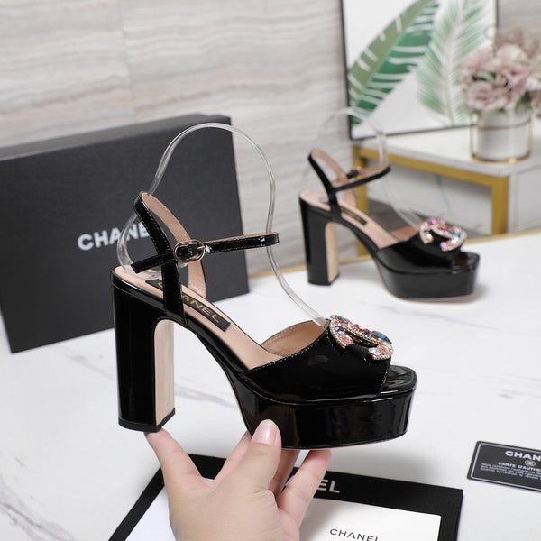 CC 26FW Platform Sandals Rhinestone Logo 11cm Black Patent Leather 170610