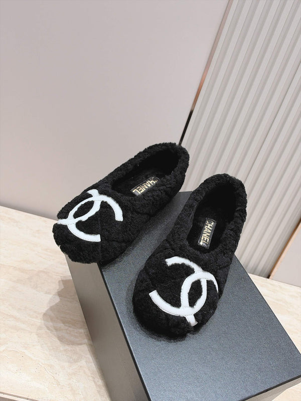 CC 26FW CC Logo Ballet Flats Shearling 180269